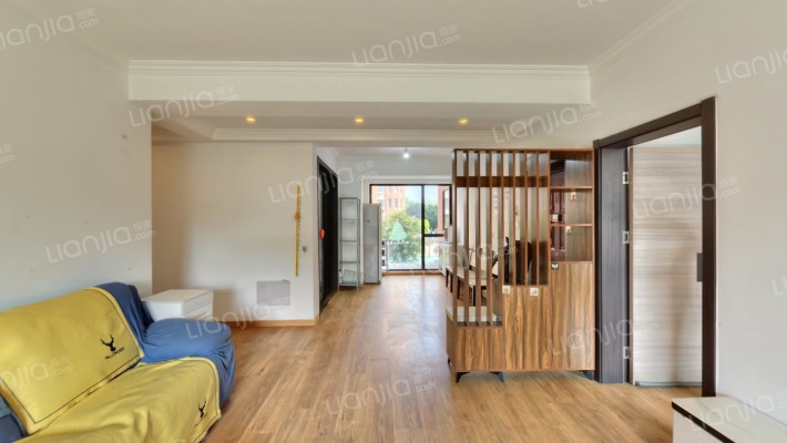 新娄花园二手房实景图