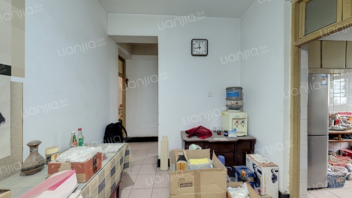 颖河路194号二手房实景图