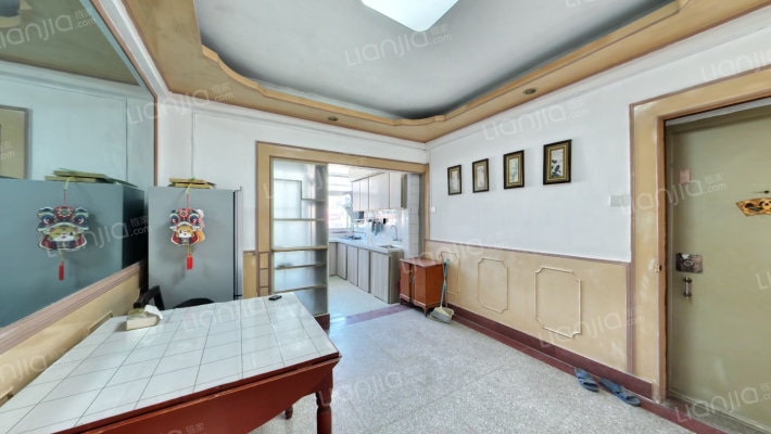 气象里二手房实景图