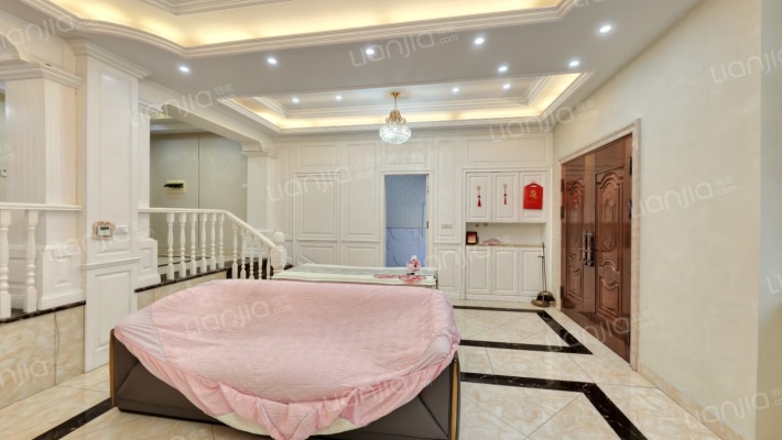 赛格特日月星苑西区二手房实景图