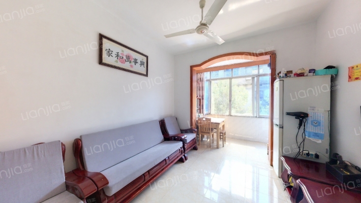 鸿雁摩托车宿舍二手房实景图