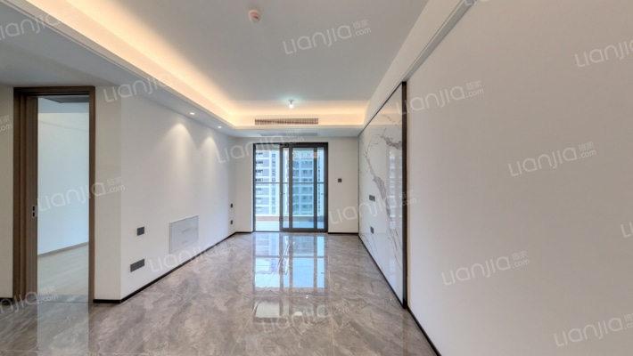 保利朗玥旭章二手房实景图