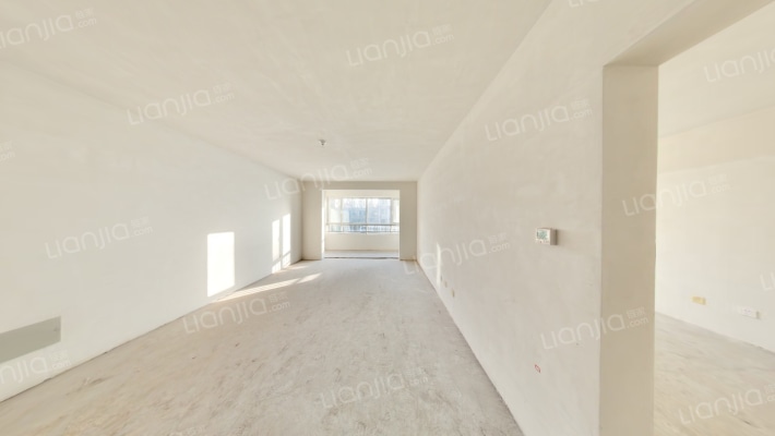 鲁昱绿城二手房实景图