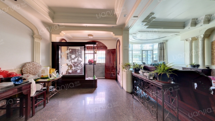 目澜新村二手房实景图