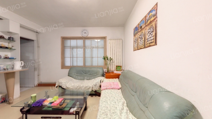 食品公司家属院二手房实景图