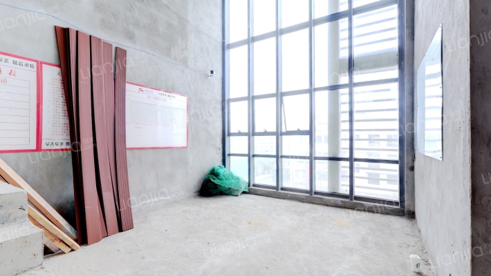 泰达天海国际二手房实景图