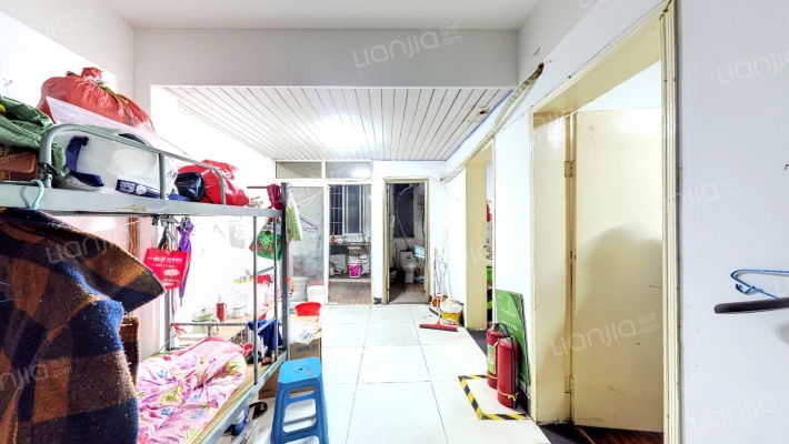 新园新村A座二手房实景图