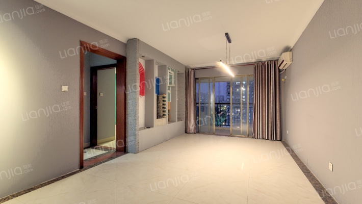 万饰城二手房实景图