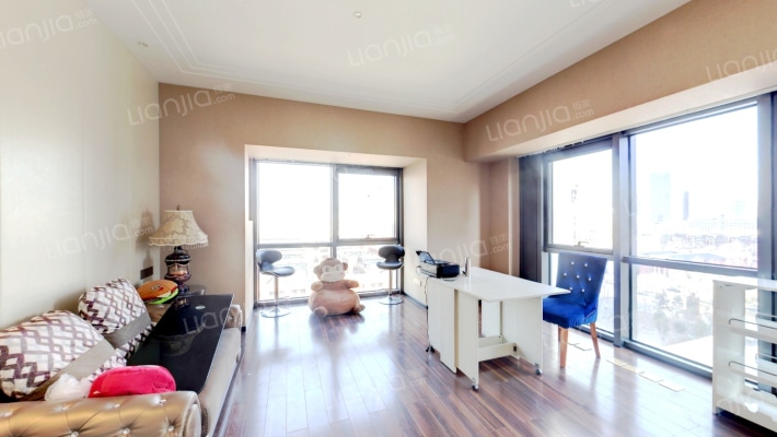 融创中心二手房实景图