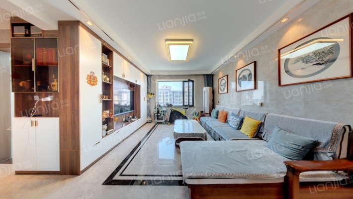 南五里堡二手房实景图