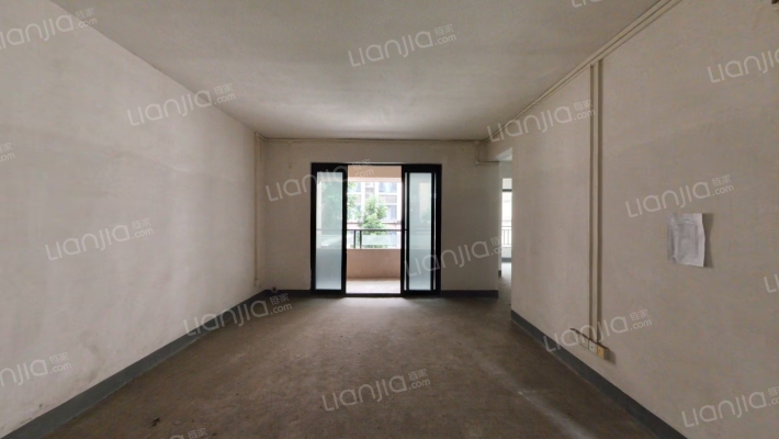 保利江上明珠晖园二手房实景图