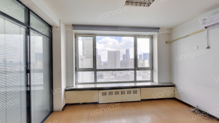 润天国际二手房实景图