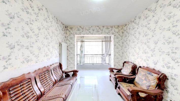 红山绿茵小区二手房实景图