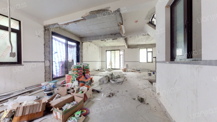 金地佘山天境二手房实景图