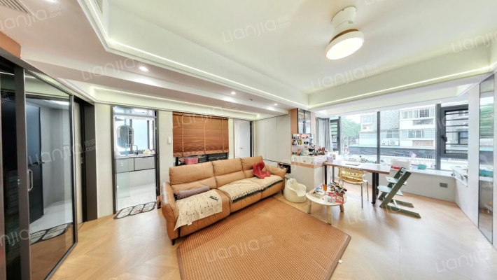 世纪嘉园西区二手房实景图