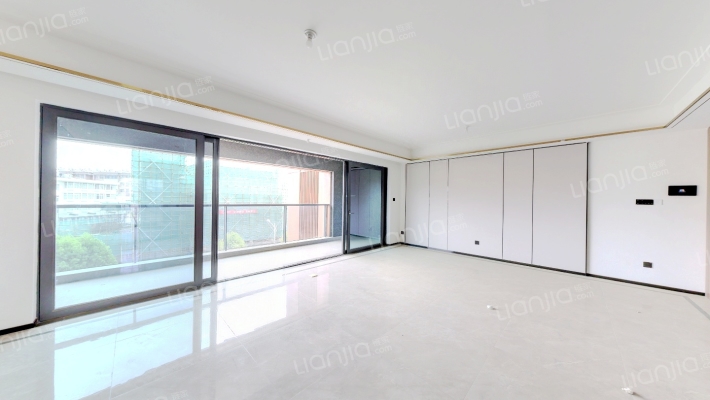 融创春城書院二手房实景图