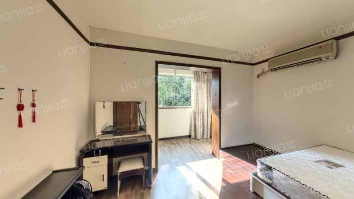 锦里西路76号二手房实景图