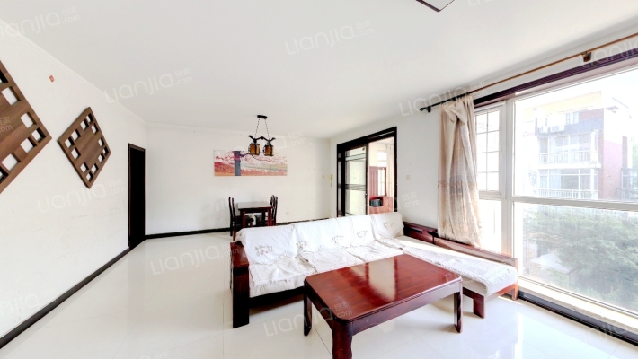 纳帕溪谷二手房实景图