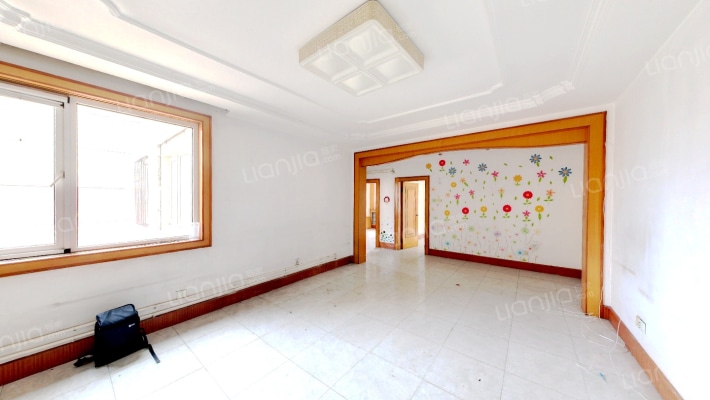 双新里二手房实景图