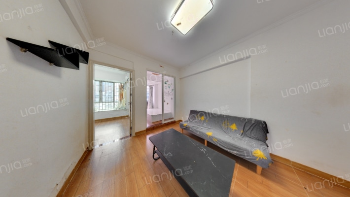 八达商城二手房实景图