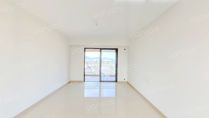 雅居乐双子星二手房实景图