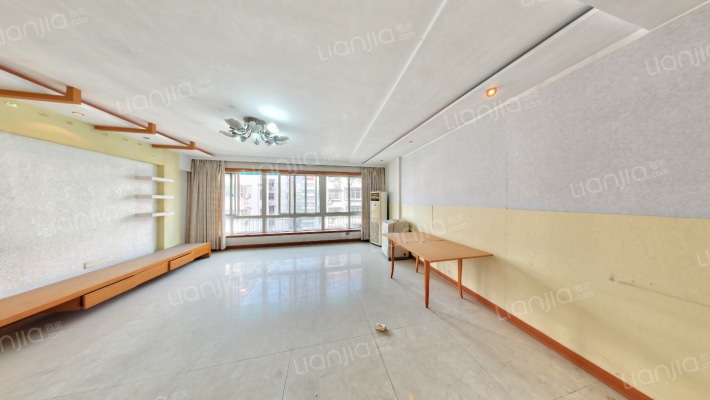 瑞丰苑二手房实景图