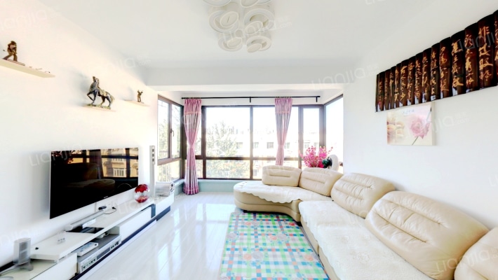 和皇家园一期二手房实景图