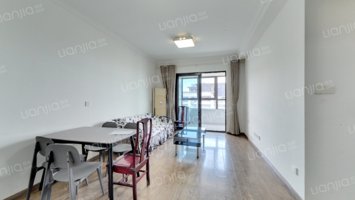 芊浔嘉园二手房实景图