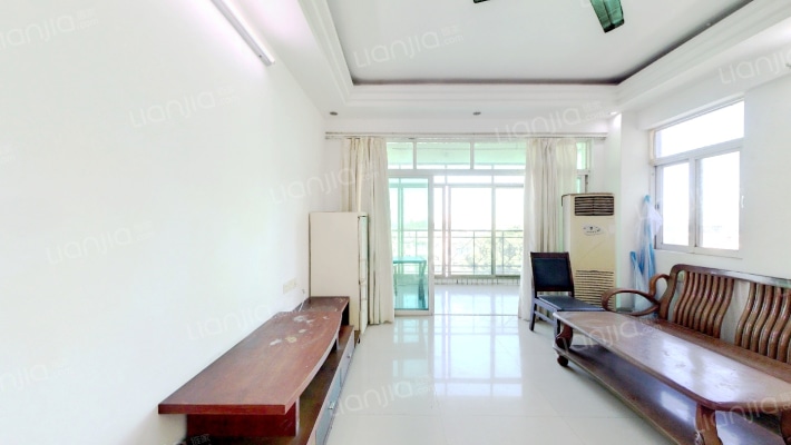 俊景花园朗晴居二手房实景图