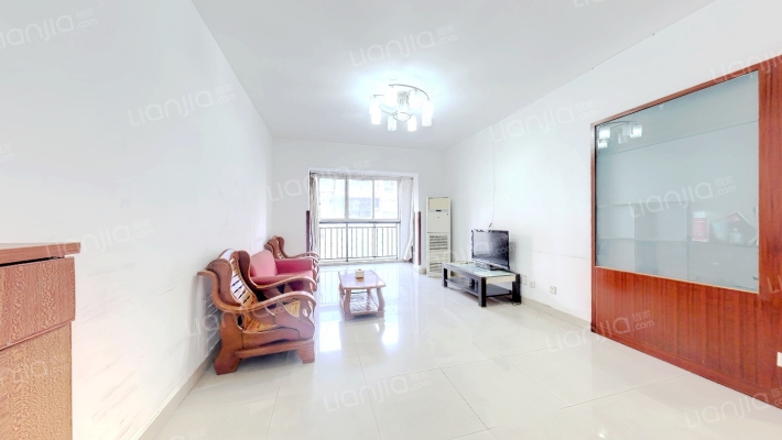 东润理想居二手房实景图