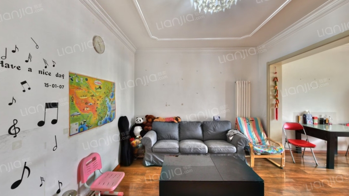 春艳里二手房实景图