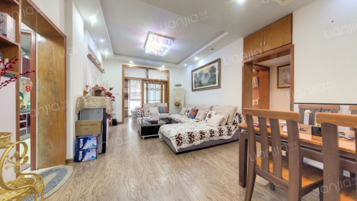 百花小区二手房实景图