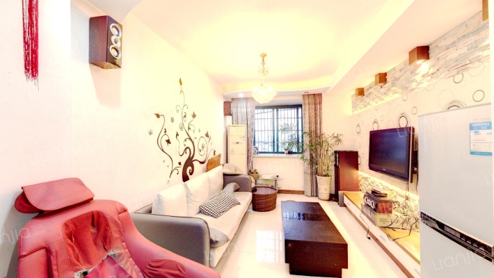 南江绿苑二手房实景图