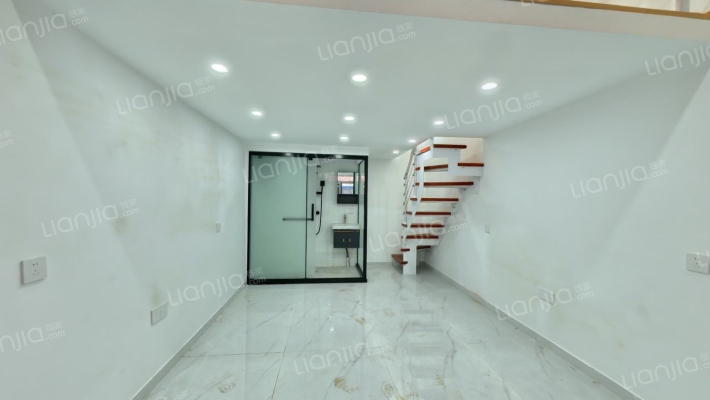 石头胡同二手房实景图