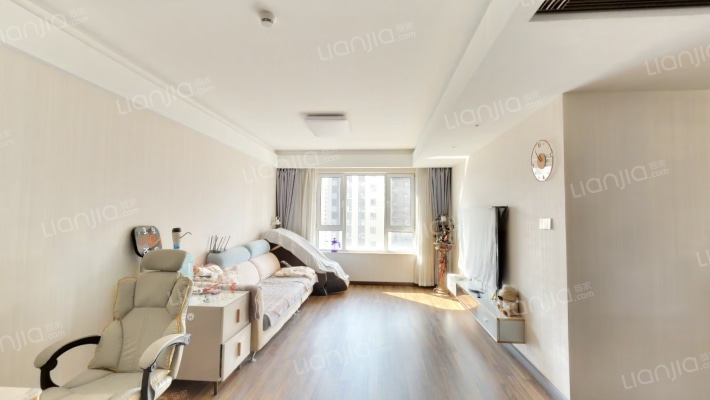 万科明日之光B区二手房实景图