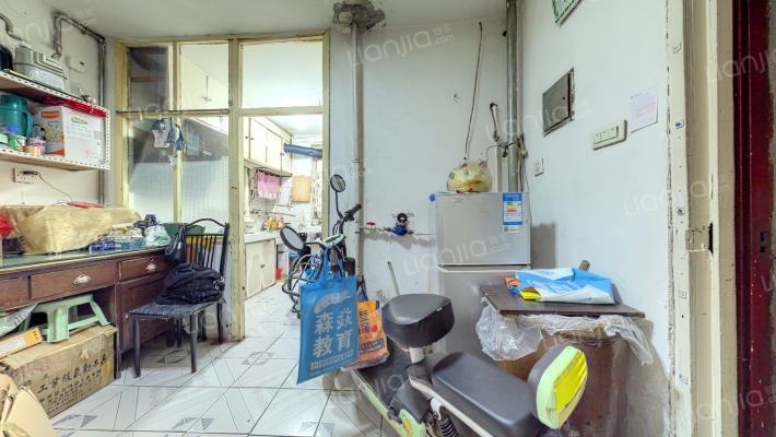 德工社区二手房实景图