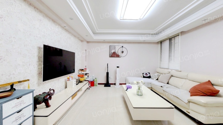 晨光名苑二手房实景图