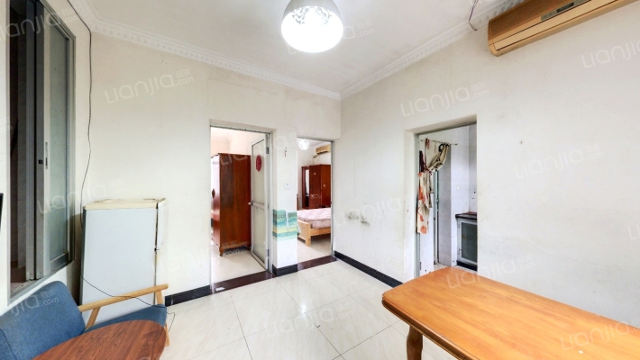 铁疗家园二手房实景图