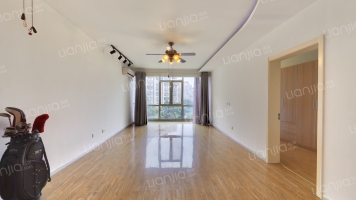 泰达时代二手房实景图