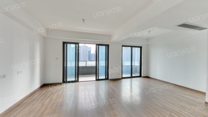 保利月映庭二手房实景图