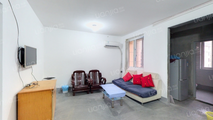 国庆嘉苑二手房实景图