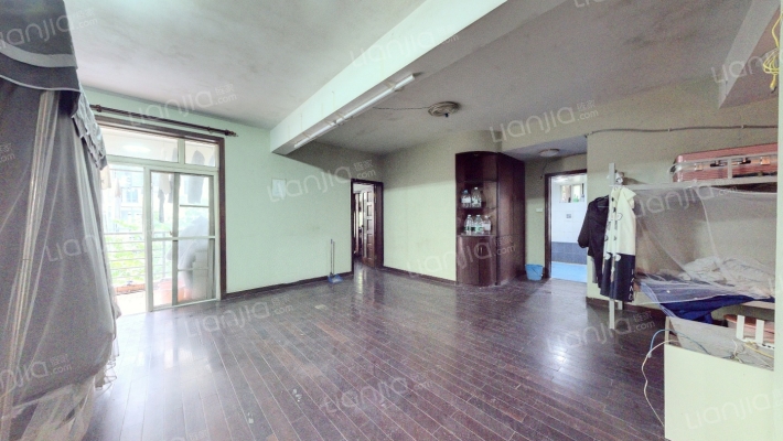 滨江苑一期二手房实景图