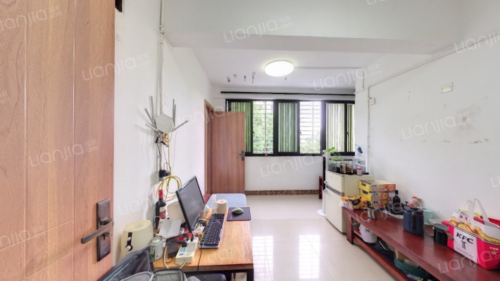 大龙花园二手房实景图