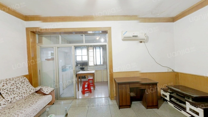 深圳农贸市场小区(农药厂宿舍）井冈山大道824号、834号、714号二手房实景图