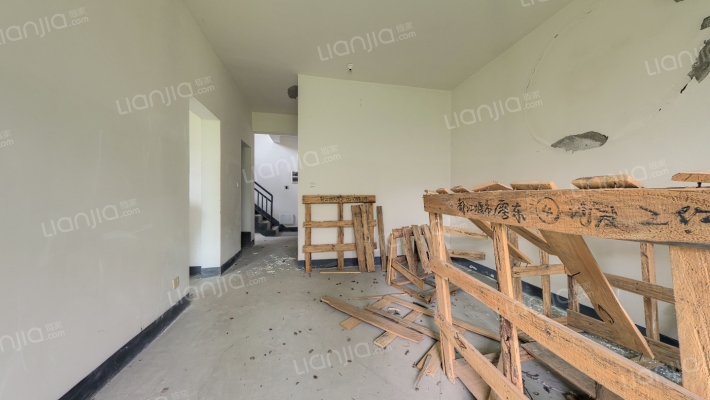 观山墅一区二手房实景图