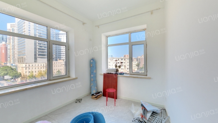 39中三八广场二手房实景图