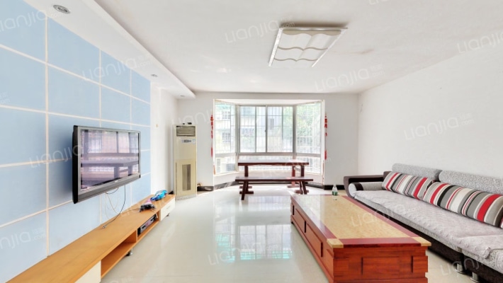 红叶山庄二手房实景图
