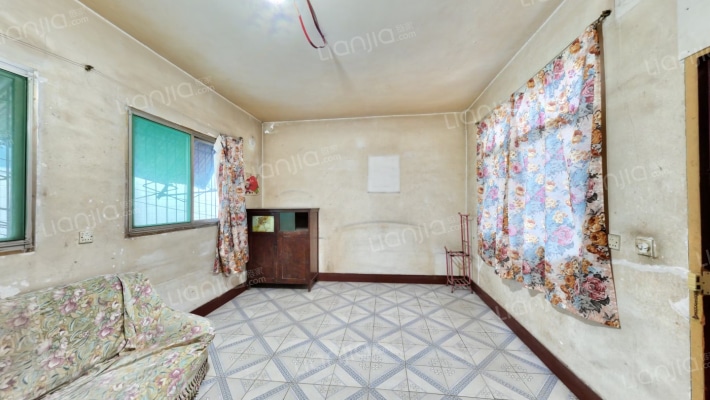 西七路211号二手房实景图