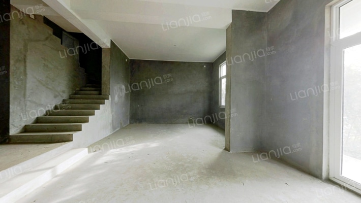 汉泉山庄南区二手房实景图