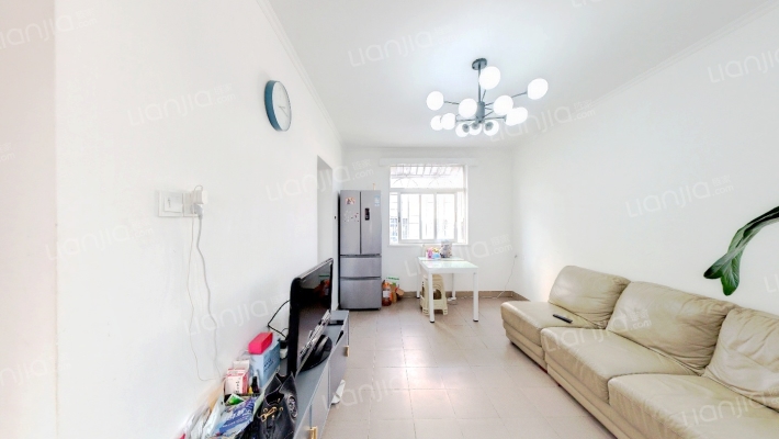 岑东路二手房实景图